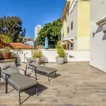 Unique Apartment In Neve Tsedek