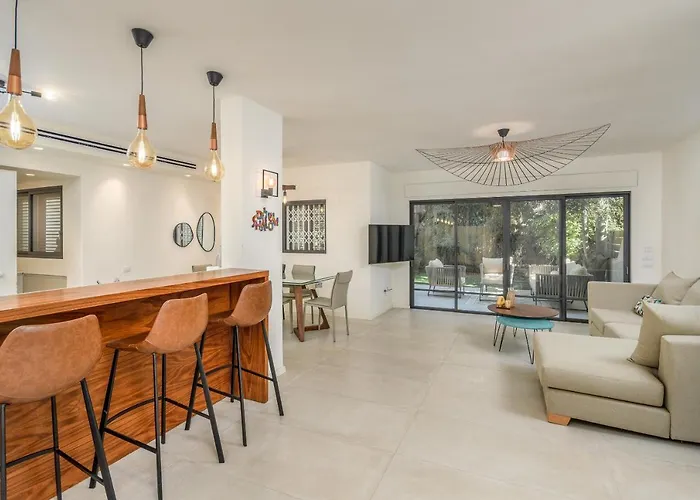 Unique Apartment In Neve Tsedek
